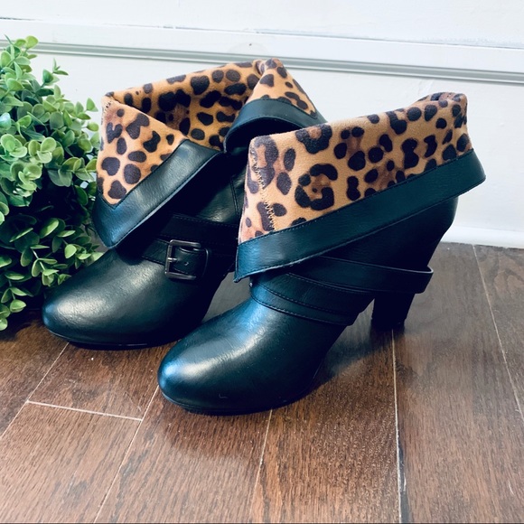 Shoes - ☀️5/$25☀️ Leopard Fold Leather Black Heeled Boots